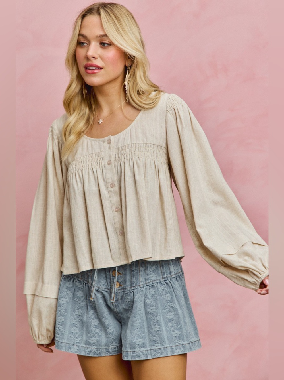 SO ME Linen Blend Woven Long Sleeve With Smocking Top - Picture 4 of 16